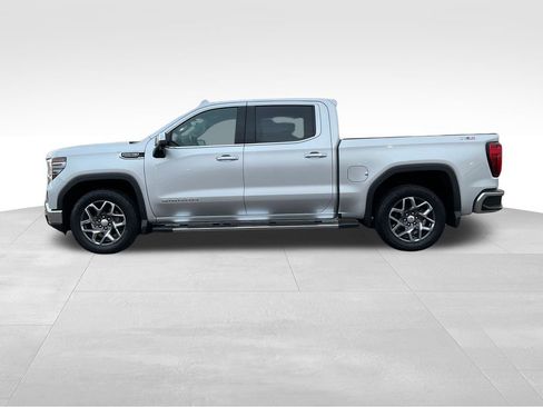 Used 2022 GMC Sierra 1500 SLT w/ SLT Premium Plus Package image 30