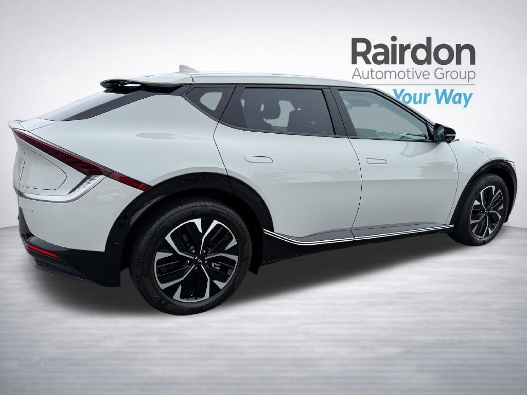 Certified 2023 Kia EV6 Wind w/ Wind Technology Package AWD/4WD image 7