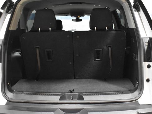 Used 2019 GMC Acadia SLE w/ LPO, Floor Liner Package image 26