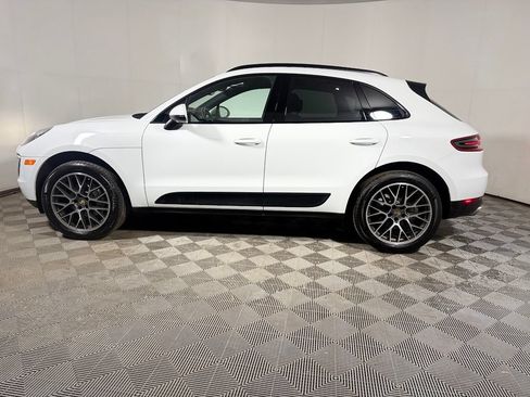 Used 2017 Porsche Macan S AWD/4WD image 3