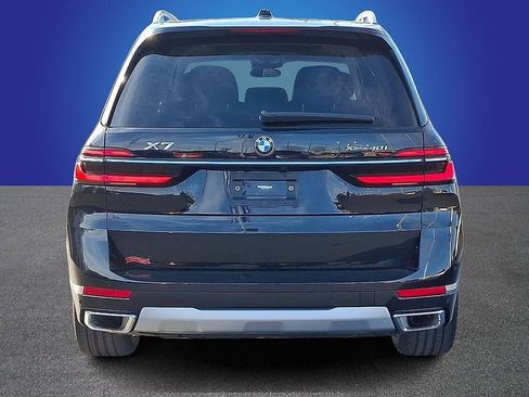Used 2023 BMW X7 xDrive40i AWD/4WD image 5