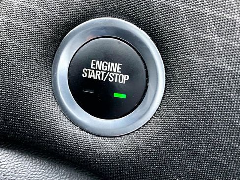 Used 2024 Chevrolet Malibu LT image 30