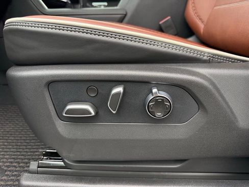 New 2026 GMC Sierra 1500 Denali Ultimate w/ LPO, Black Badging Package image 10