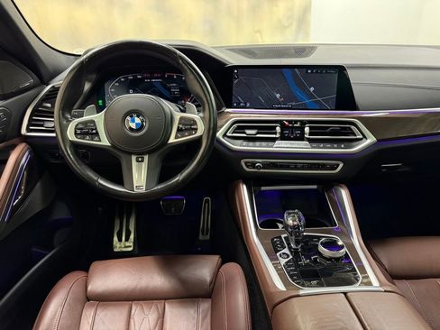 Used 2022 BMW X6 M50i w/ Executive Package AWD/4WD image 21