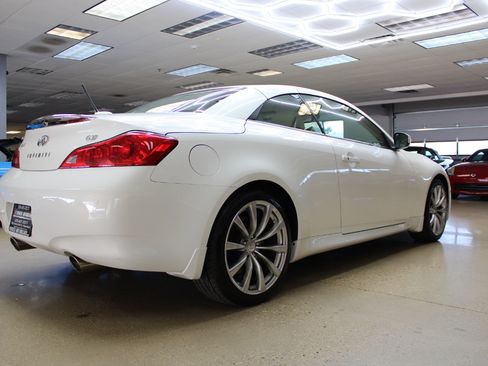 Used 2010 INFINITI G37 Sport w/ Premium Pkg image 9