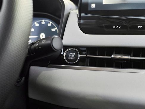 New 2026 Mitsubishi Outlander SE FWD image 46