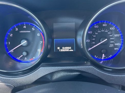 Used 2016 Subaru Outback 2.5i Limited AWD/4WD image 14
