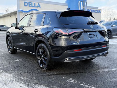 Certified 2023 Honda HR-V Sport image 7