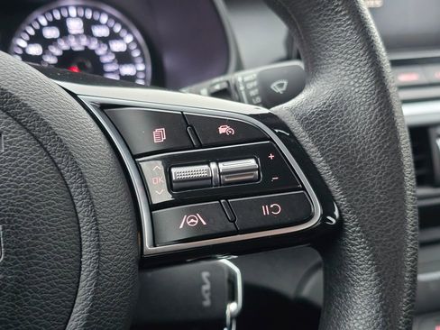 Certified 2024 Kia Forte LXS image 37