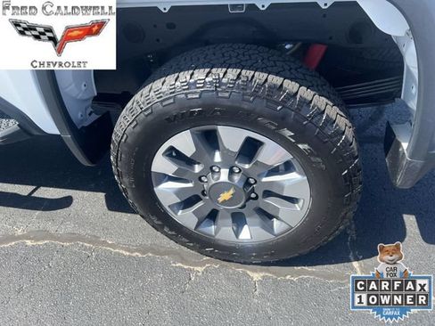 Used 2025 Chevrolet Silverado 2500 Custom w/ Custom Value Package AWD/4WD image 38