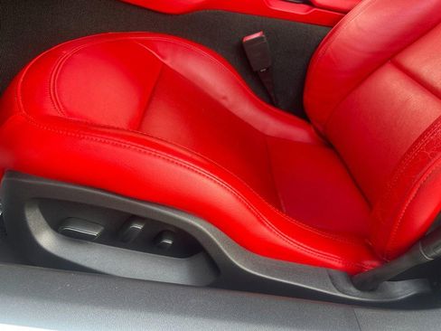 Used 2016 Chevrolet Corvette Stingray Coupe w/ 2LT Preferred Equipment Group image 18