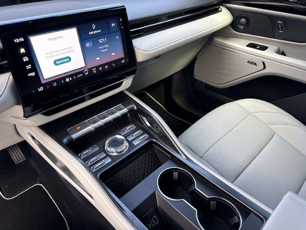 New 2026 Lincoln Nautilus Premier w/ Equipment Group 102A AWD/4WD image 25