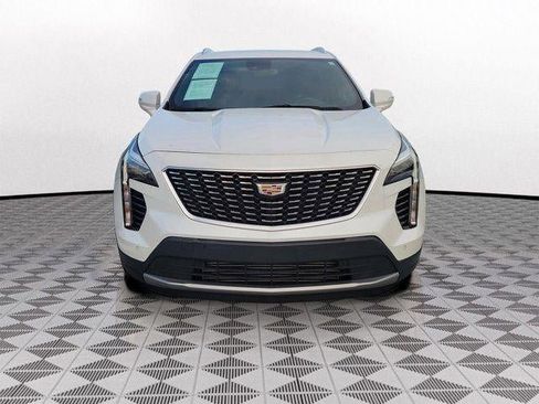 Certified 2023 Cadillac XT4 Premium Luxury FWD image 2