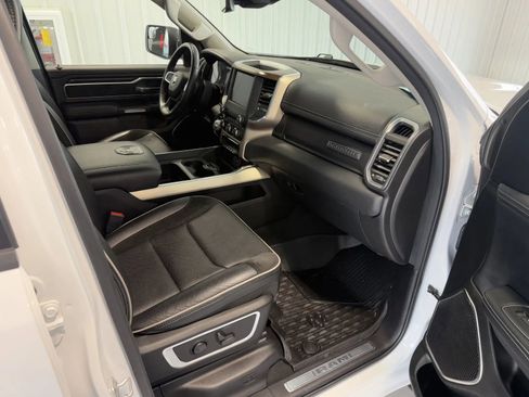 Used 2022 RAM 1500 Laramie AWD/4WD image 26