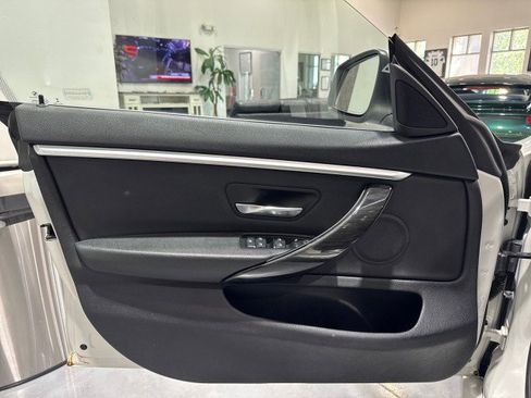 Used 2020 BMW 430i Gran Coupe w/ Convenience Package image 39