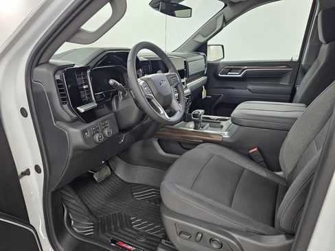 New 2026 Chevrolet Silverado 1500 RST w/ Dark Appearance Package AWD/4WD image 14