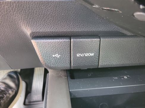 Used 2022 Toyota Camry XSE image 21