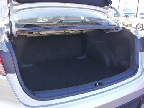 Used 2024 Toyota Corolla SE image 15