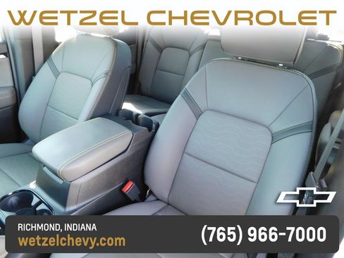 Used 2025 Chevrolet Colorado ZR2 w/ Technology Package AWD/4WD image 20