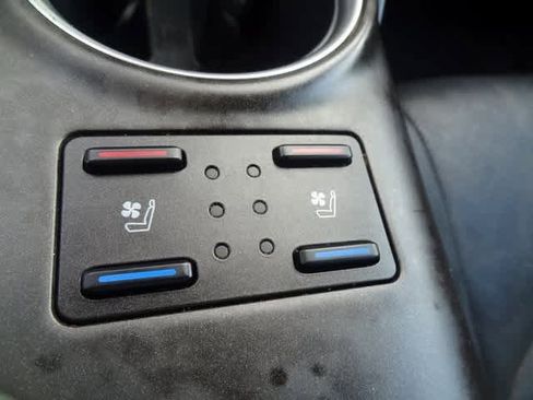 Used 2024 Toyota Camry XLE image 15