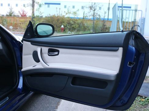 Used 2011 BMW 335is Coupe image 28