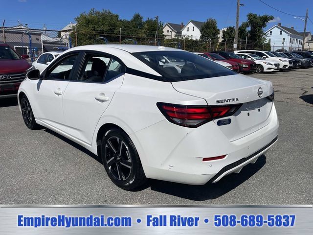 Used 2024 Nissan Sentra SV FWD image 9