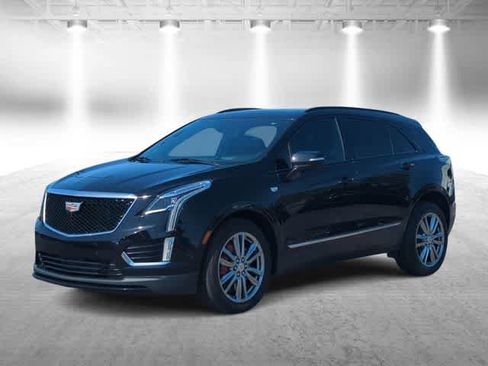 Used 2023 Cadillac XT5 Sportv w/ Technology Package AWD/4WD image 3