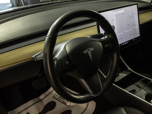 Used 2018 Tesla Model 3 Long Range AWD/4WD image 31