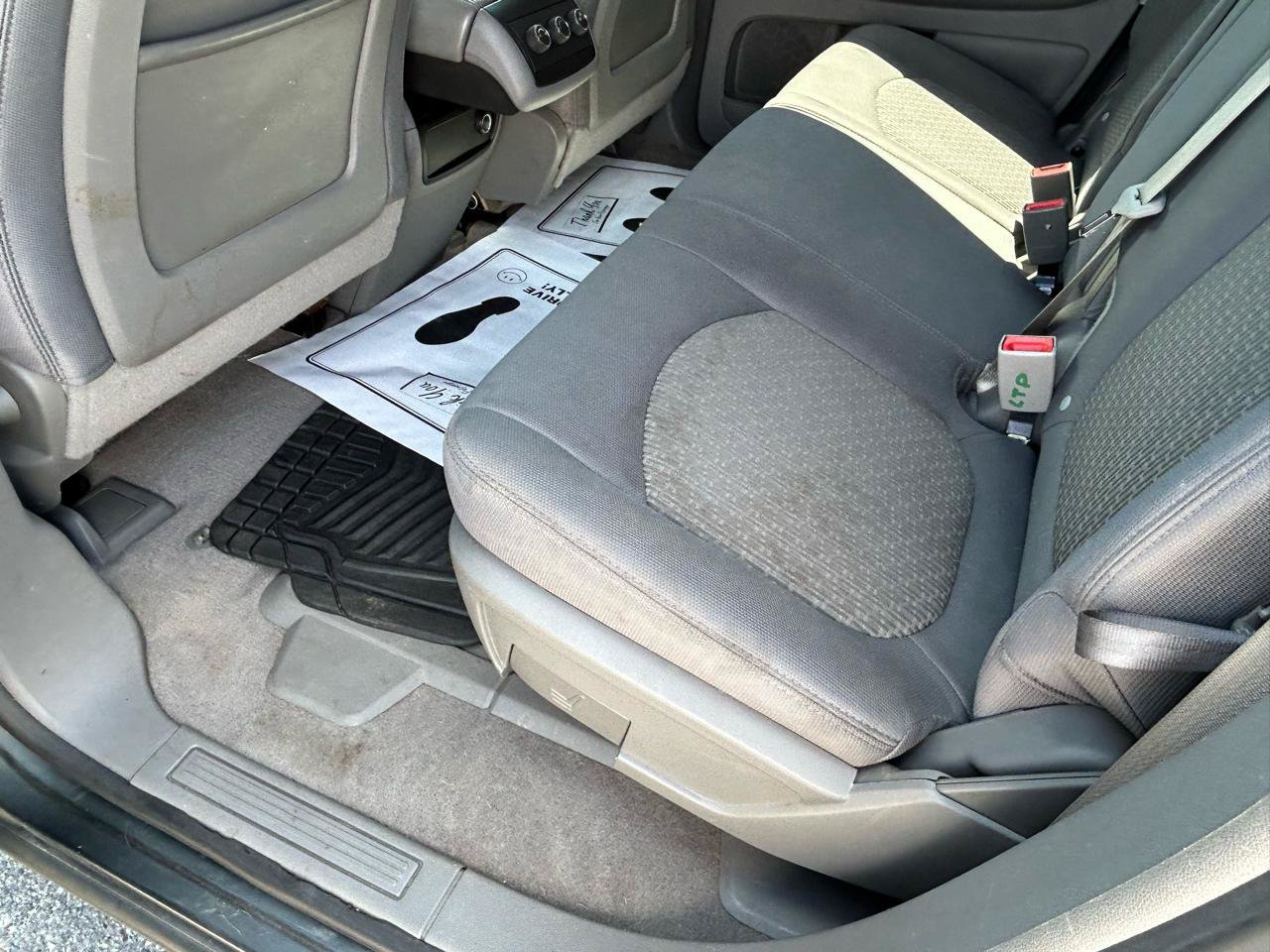 Used 2011 Chevrolet Traverse LS AWD/4WD image 9