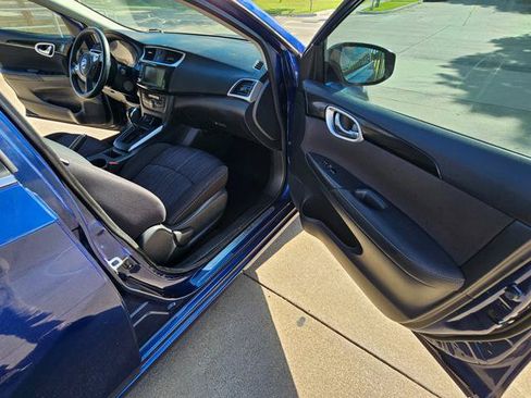 Used 2019 Nissan Sentra SV FWD image 14