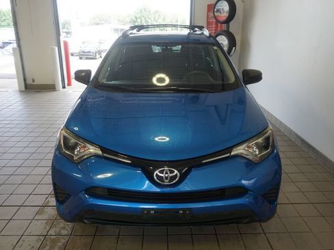 Used 2016 Toyota RAV4 LE AWD/4WD image 10