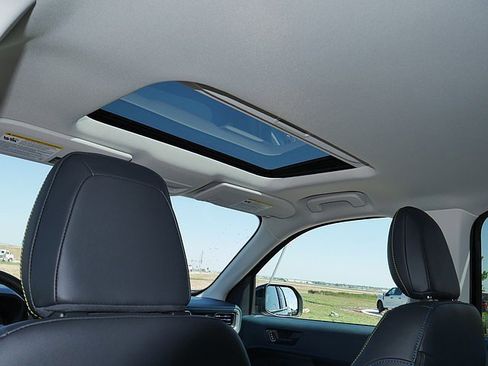 New 2025 Ford Maverick Lobo image 25