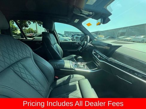 Used 2024 BMW X5 xDrive40i w/ M Sport Package AWD/4WD image 3