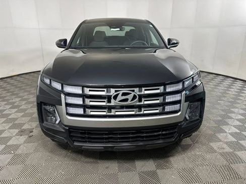 Certified 2025 Hyundai Santa Cruz SE image 8