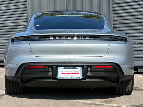 Used 2023 Porsche Taycan image 7