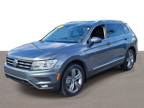 Used 2021 Volkswagen Tiguan SEL FWD image 2