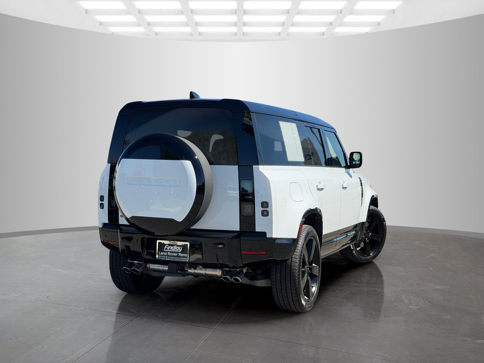 Used 2026 Land Rover Defender 110 V8 AWD/4WD image 5