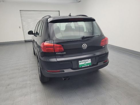 Used 2016 Volkswagen Tiguan S FWD image 6