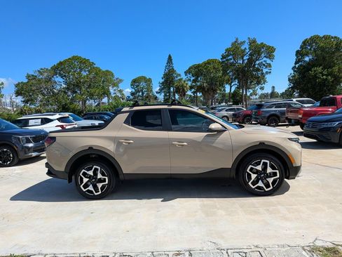 Used 2024 Hyundai Santa Cruz Limited AWD/4WD image 9