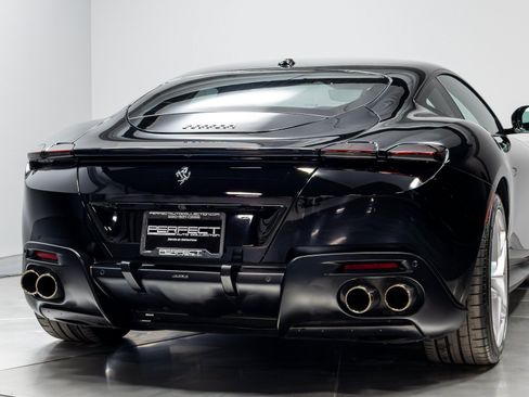 Used 2022 Ferrari Roma RWD image 86