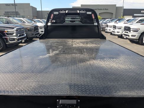 Used 2024 RAM 5500 SLT w/ Quick Order Package 2YG SLT AWD/4WD image 23