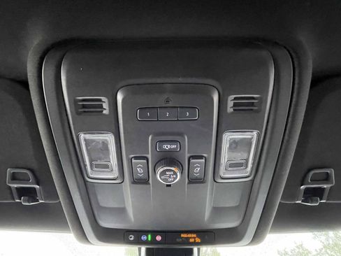 Used 2021 GMC Yukon Denali AWD/4WD image 33