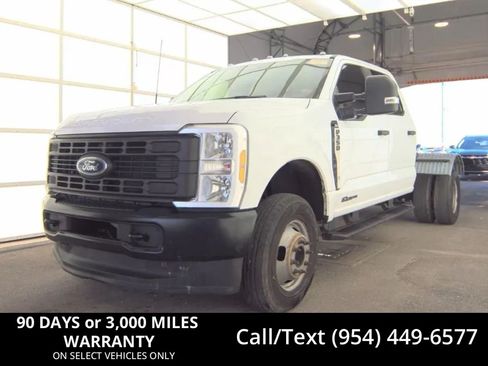 Used 2024 Ford F350 XL w/ Snow Plow Prep Package AWD/4WD image 1