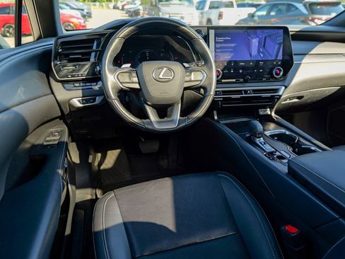 Used 2023 Lexus RX 350 w/ Accessory Package (2T) AWD/4WD image 37