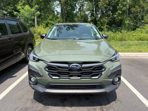 Certified 2025 Subaru Crosstrek 2.5i Limited w/ Popular Package #4A AWD/4WD image 2