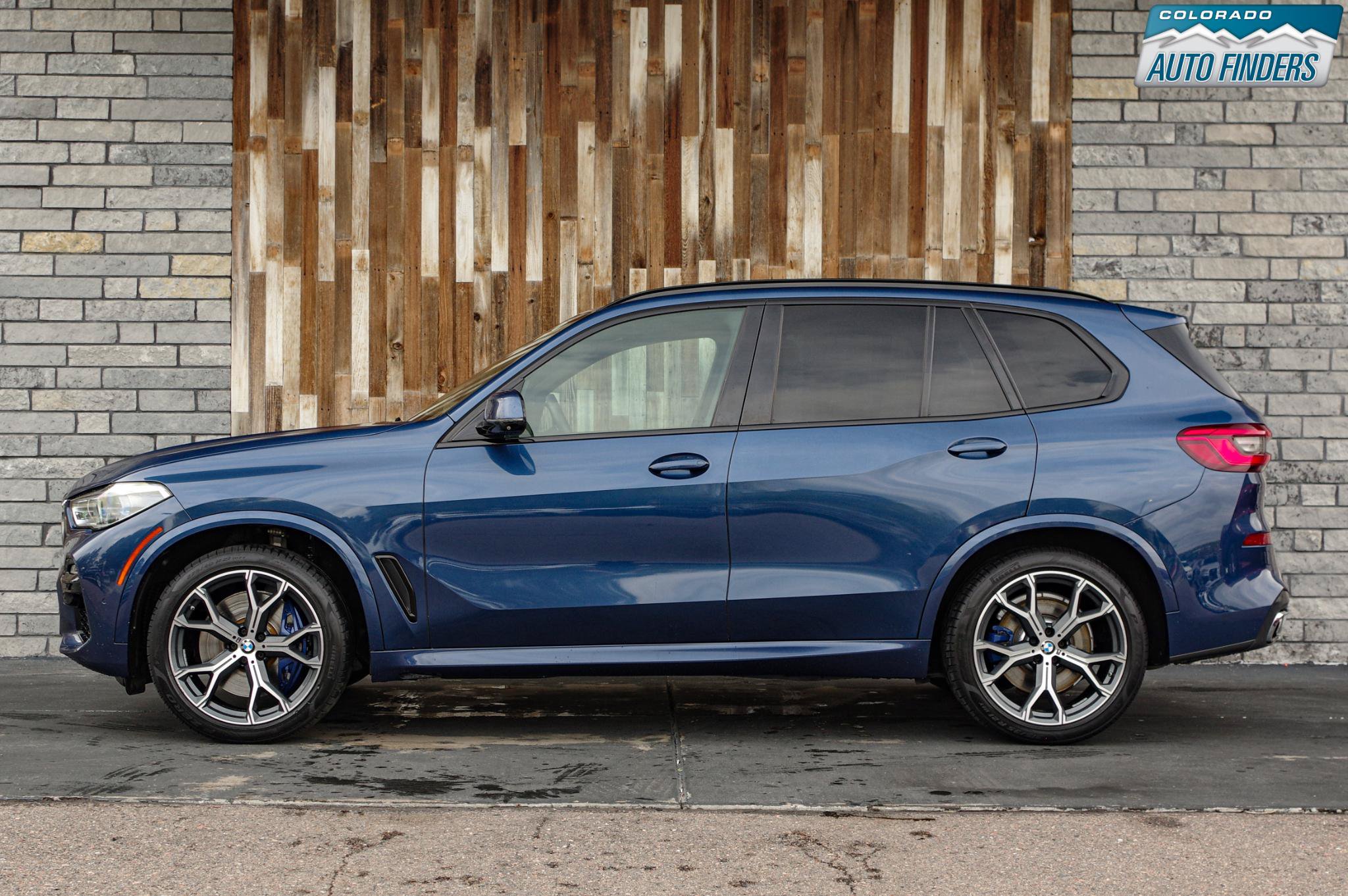 Used 2019 BMW X5 xDrive50i w/ M Sport Package AWD/4WD image 3