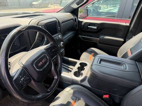 Used 2019 GMC Sierra 1500 AT4 w/ AT4 Preferred Package AWD/4WD image 11