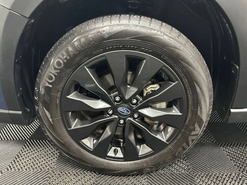 Used 2024 Subaru Outback Onyx Edition AWD/4WD image 38