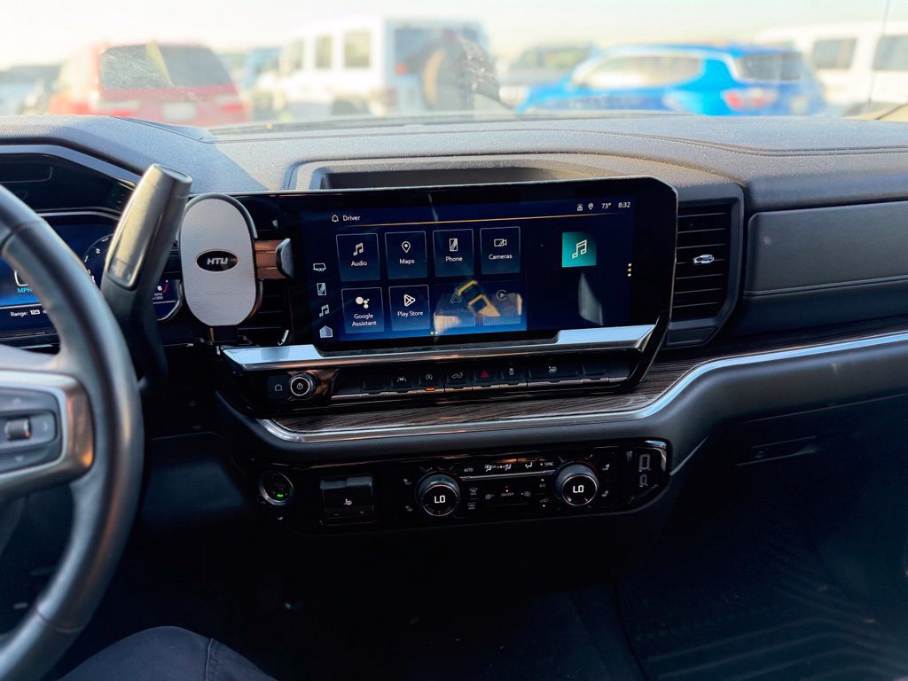 Used 2023 Chevrolet Silverado 1500 RST AWD/4WD image 9