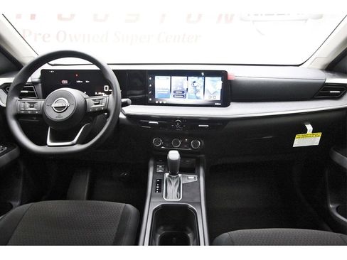 New 2026 Nissan Kicks S image 7